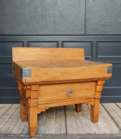 Pamono Vintage Art Deco Butcher Block Table, 1920s Outlet