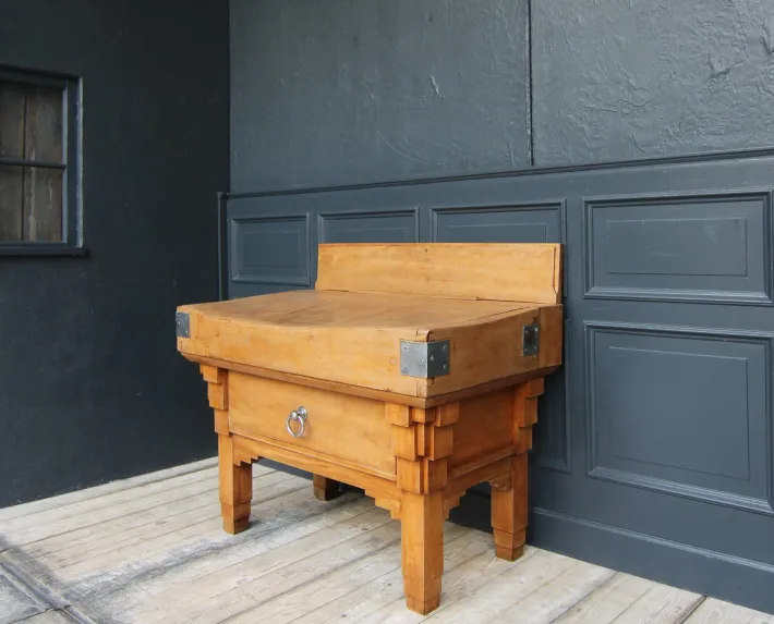 Pamono Vintage Art Deco Butcher Block Table, 1920s Outlet