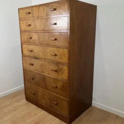 Pamono Vintage Art Deco Chest of Drawers in Flamed Walnut, 1930s Outlet