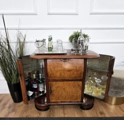 Pamono Vintage Art Deco Italian Walnut Burl and Mirror Mosaic Dry Bar Cabinet by Paolo Buffa, 1950s Outlet