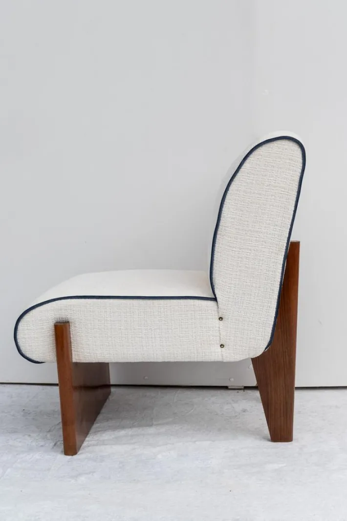 Pamono Vintage Art Deco Lounge Chairs with Pouf, 1940s, Set of 3 Discount