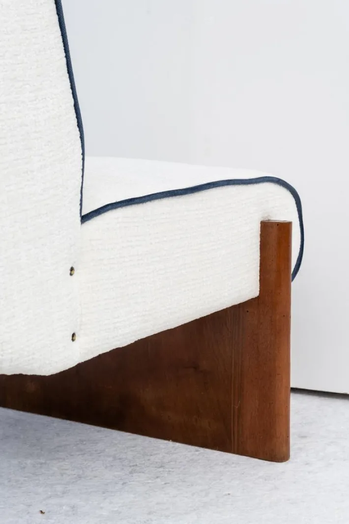 Pamono Vintage Art Deco Lounge Chairs with Pouf, 1940s, Set of 3 Discount