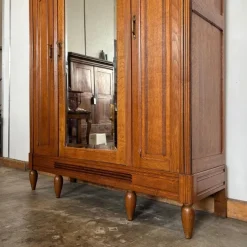 Pamono Vintage Art Nouveau Wardrobe in Oak, 1920