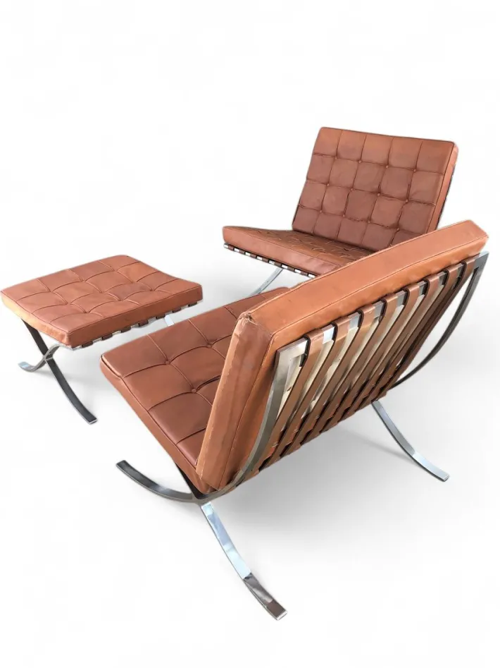 Pamono Vintage Barcelona Lounge Chairs with Ottoman by Mies Van Der Rohe for Knoll, 1960s, Set of 3 Hot