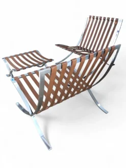 Pamono Vintage Barcelona Lounge Chairs with Ottoman by Mies Van Der Rohe for Knoll, 1960s, Set of 3 Hot