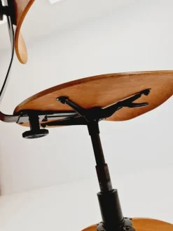 Pamono Vintage Bauhaus Swivel Office Chair in Wood by Böhler, 1940s Discount