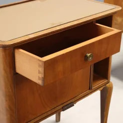 Pamono Vintage Bedside Tables, 1950s, Set of 2 Discount