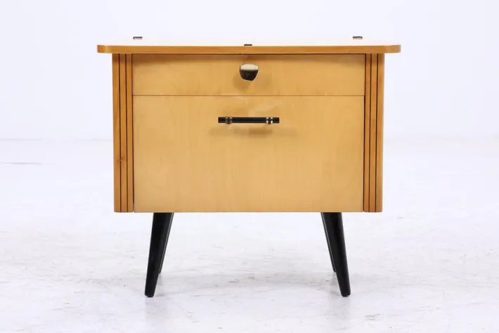 Pamono Vintage Bedside Tables, 1960s, Set of 2 Best