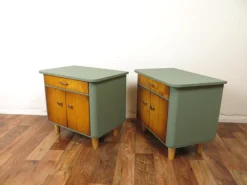 Pamono Vintage Bedside Tables, 1950s, Set of 2