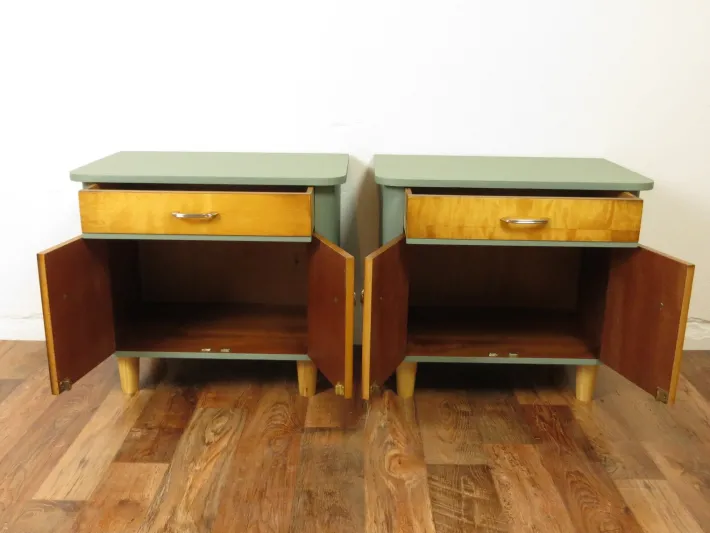 Pamono Vintage Bedside Tables, 1950s, Set of 2