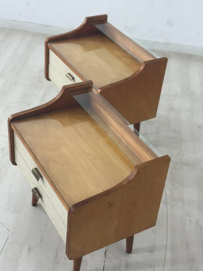 Pamono Vintage Bedside Tables, Set of 2 Online