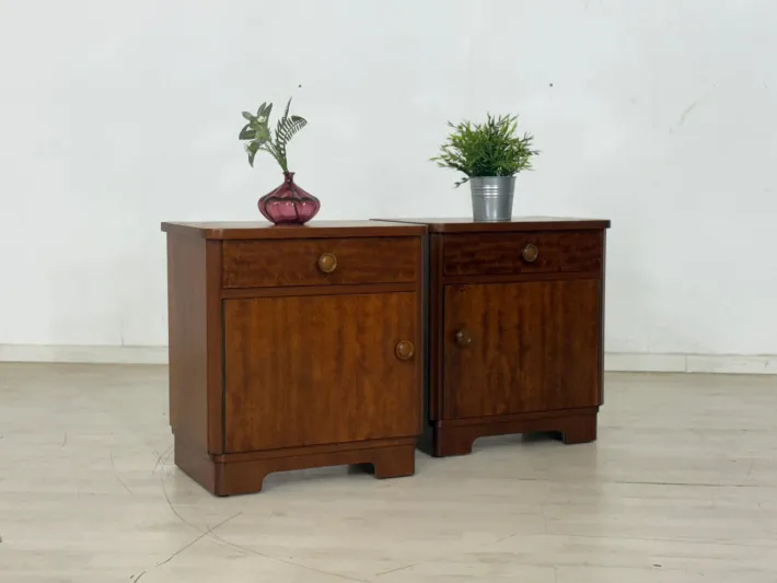 Pamono Vintage Bedside Tables, Set of 2 Online