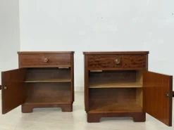Pamono Vintage Bedside Tables, Set of 2 Online