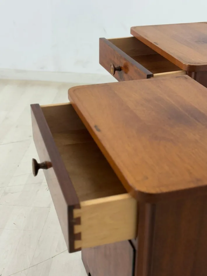 Pamono Vintage Bedside Tables, Set of 2 Online