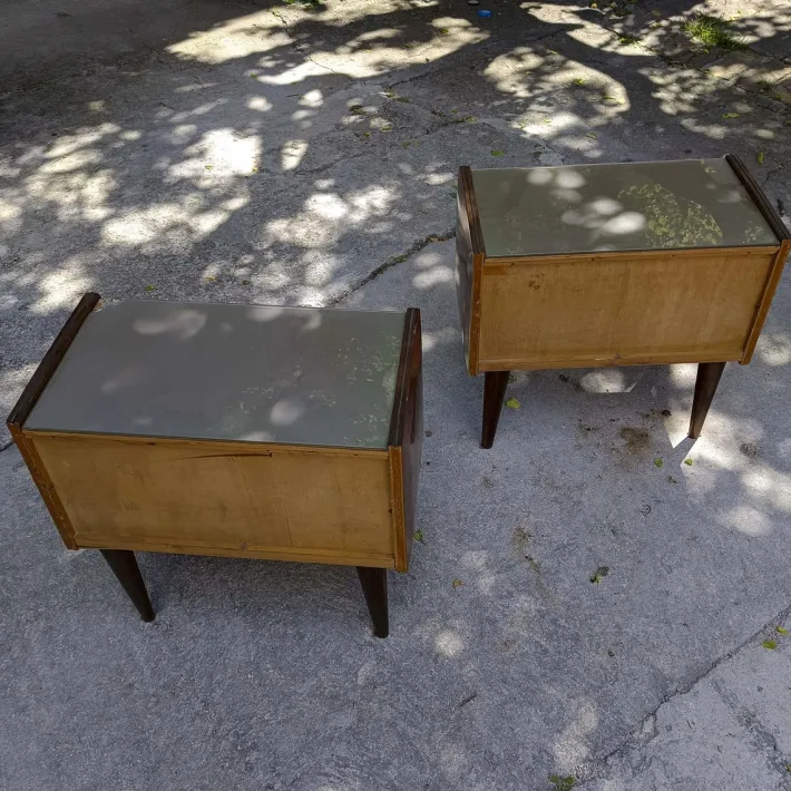 Pamono Vintage Bedside Tables with Glass Tops, Set of 2