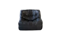 Pamono Vintage Black Leather Kashima Living Room Set by Michel Ducaroy for Ligne Roset, 1976, Set of 3 Clearance
