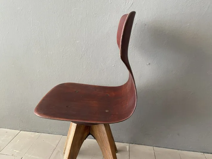 Pamono Vintage Brown High Children's Chair, 1950s Outlet