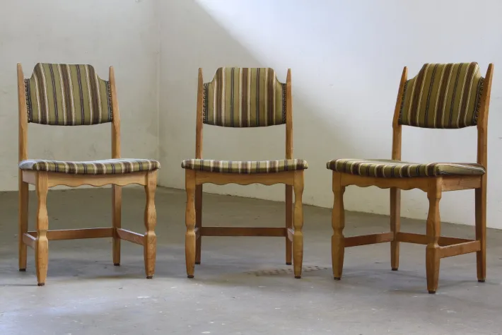 Pamono Vintage Brutalist Oak Dining Chairs by Henning Kjærnulf, 1960s, Set of 6 Online