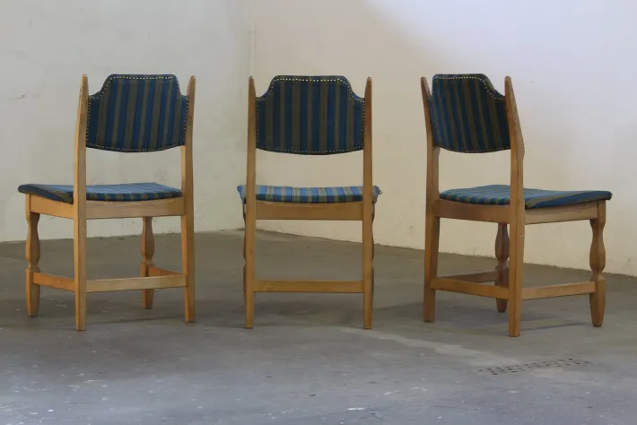 Pamono Vintage Brutalist Oak Dining Chairs by Henning Kjærnulf, 1960s, Set of 4 New