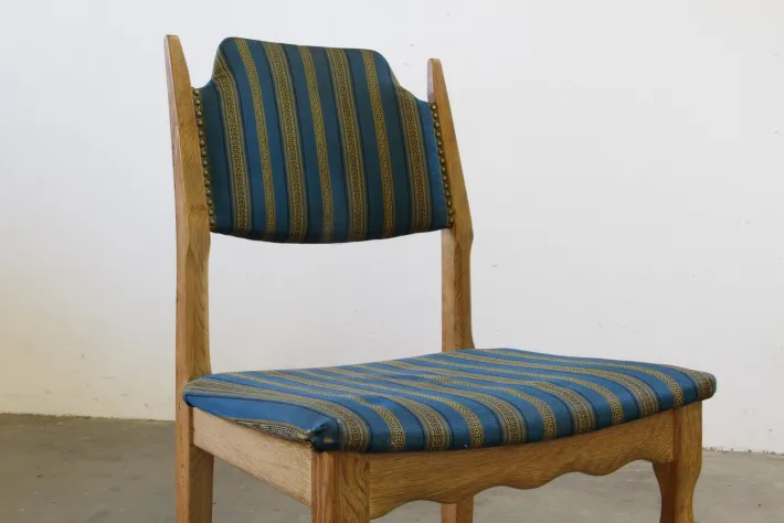 Pamono Vintage Brutalist Oak Dining Chairs by Henning Kjærnulf, 1960s, Set of 4 New