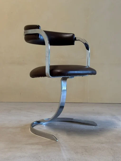 Pamono Vintage Cast Iron and Chromed Dining Chairs, 1970s, Set of 4 Outlet