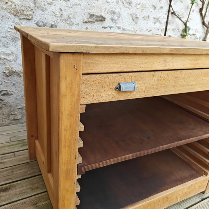 Pamono Vintage Central Island, 1940s Sale