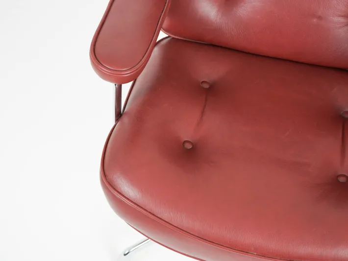 Pamono Vintage Charles Eames Lobby Chair ES108 by Herman Miller for Vitra, 1970s Online
