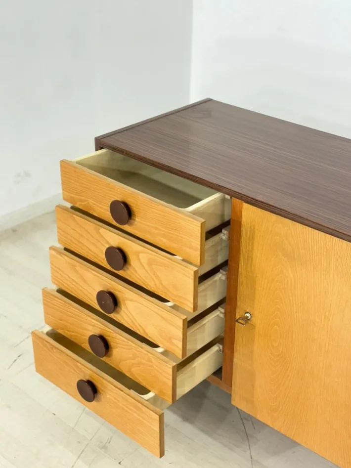 Pamono Vintage Chest of Drawers, 1970s Outlet