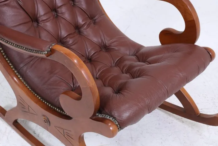 Pamono Vintage Chesterfield Rocking Chair in Leather, 1970s New