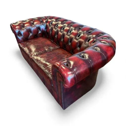 Pamono Vintage Chesterfield Two-Seater Sofa in Leather Online
