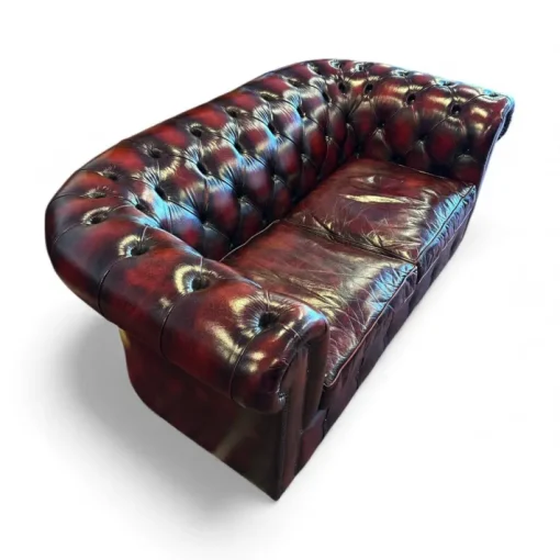 Pamono Vintage Chesterfield Two-Seater Sofa in Leather Online