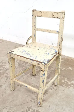Pamono Vintage Childrens Chair in Wood Best