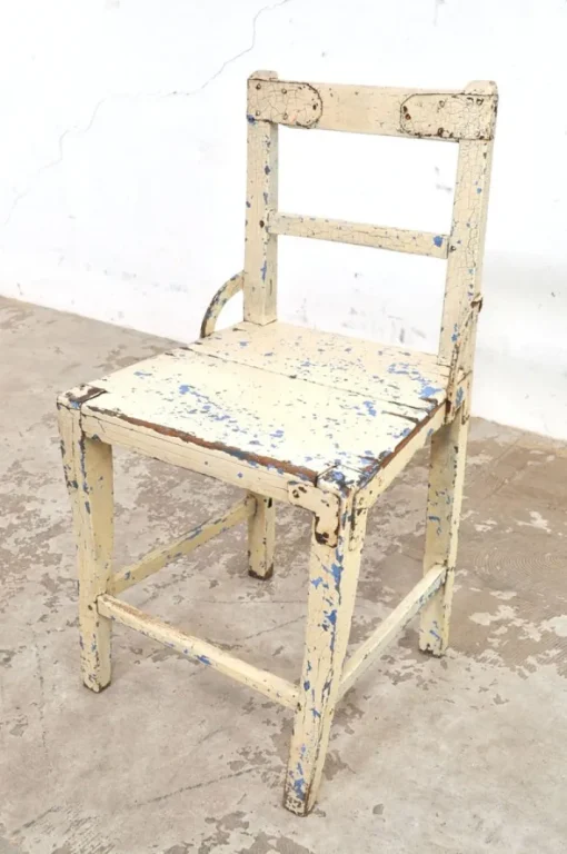 Pamono Vintage Childrens Chair in Wood Best