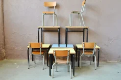 Pamono Vintage Children's Desk and Chair, Set of 2 Best