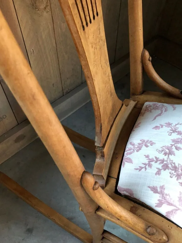 Pamono Vintage Children's Rocking Chair from The King Spring Best