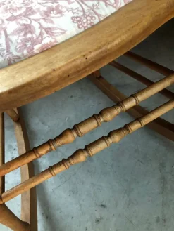 Pamono Vintage Children's Rocking Chair from The King Spring Best