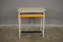 Pamono Vintage Children's School Desks, 1960s, Set of 3 Hot