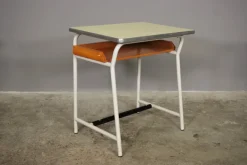 Pamono Vintage Children's School Desks, 1960s, Set of 3 Hot