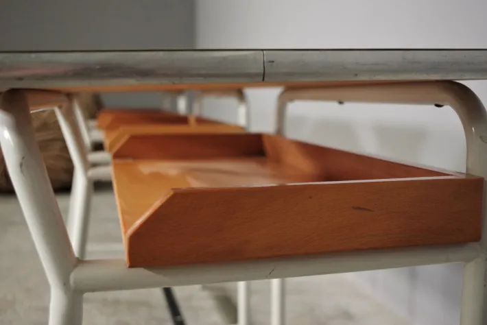 Pamono Vintage Children's School Desks, 1960s, Set of 3 Hot