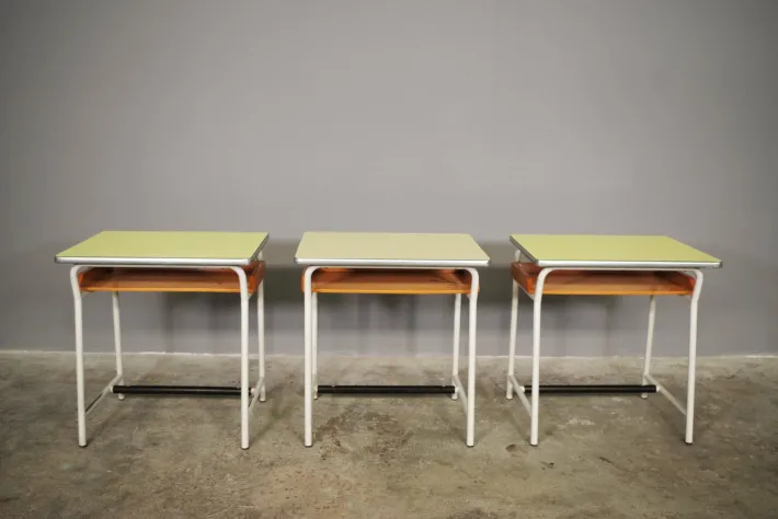 Pamono Vintage Children's School Desks, 1960s, Set of 3 Hot