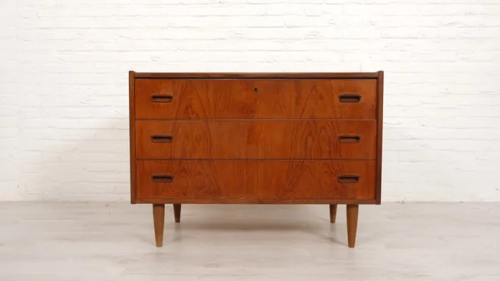 Pamono Vintage Danish Chest of Drawers in Teak Online