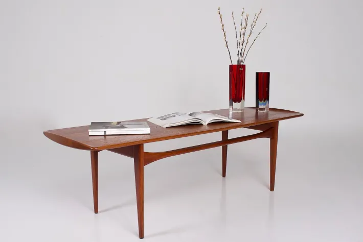 Pamono Vintage Danish Coffee Table, 1960s Hot