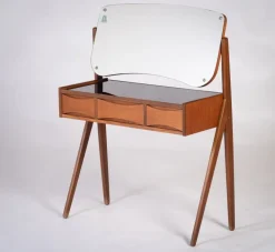 Pamono Vintage Danish Dressing Table from Ølholm Møbelfabri, 1960s Outlet