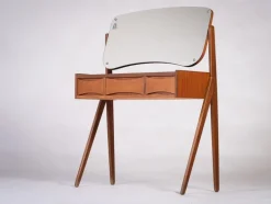 Pamono Vintage Danish Dressing Table from Ølholm Møbelfabri, 1960s Outlet