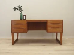 Pamono Vintage Danish Oak Desk by Christian Møller, 1960s Clearance