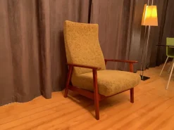 Pamono Vintage Danish Rocking Chair, 1960s Outlet