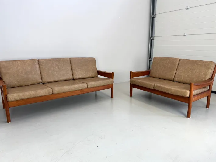 Pamono Vintage Danish Sofas attributed to Børge Jensen & Sønner, 1960s, Set of 2 Clearance