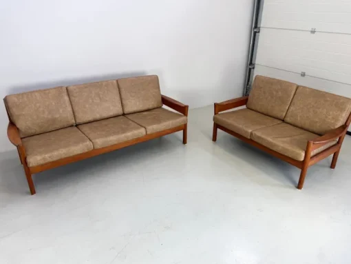 Pamono Vintage Danish Sofas attributed to Børge Jensen & Sønner, 1960s, Set of 2 Clearance