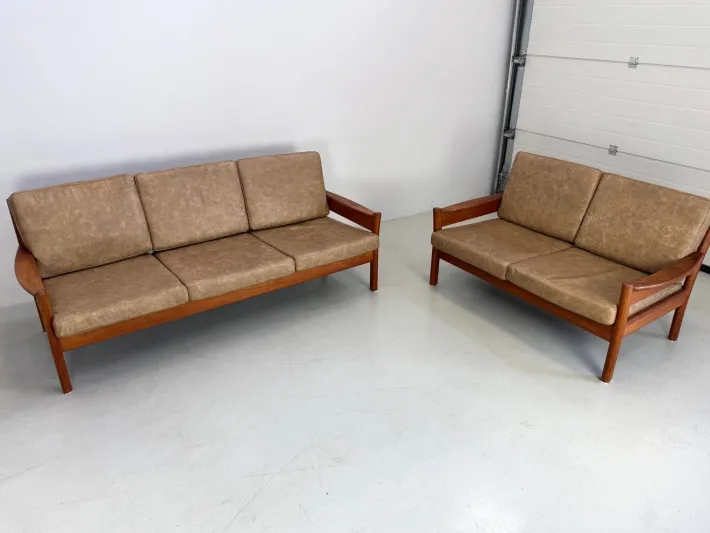 Pamono Vintage Danish Sofas attributed to Børge Jensen & Sønner, 1960s, Set of 2 Clearance