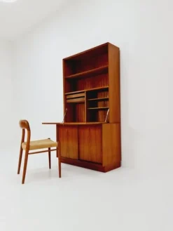 Pamono Vintage Danish Teak Bookshelf with Desk by Svend Aage Rasmusen, 1960s New